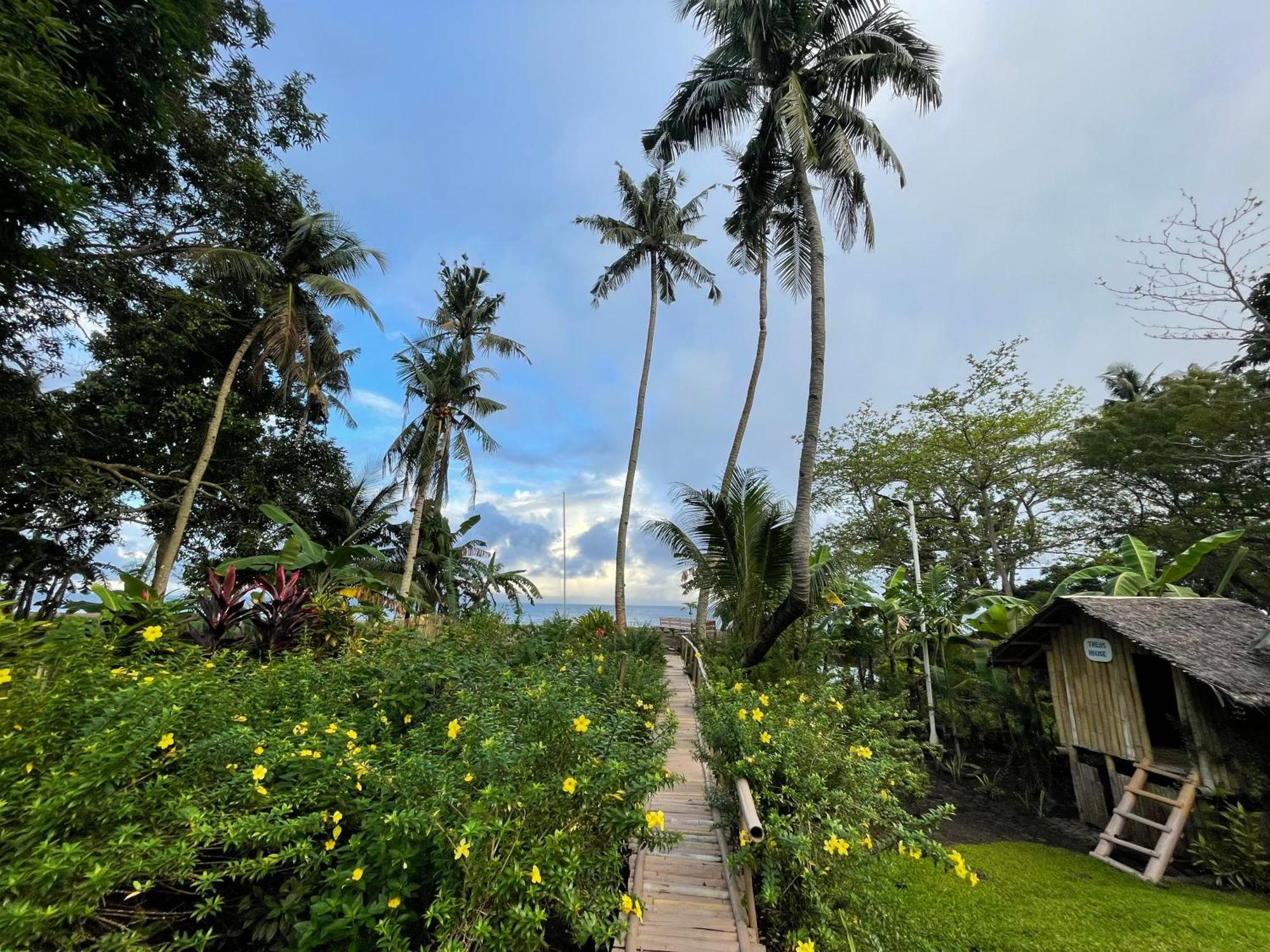 Agoho Resort Mambajao Exterior photo