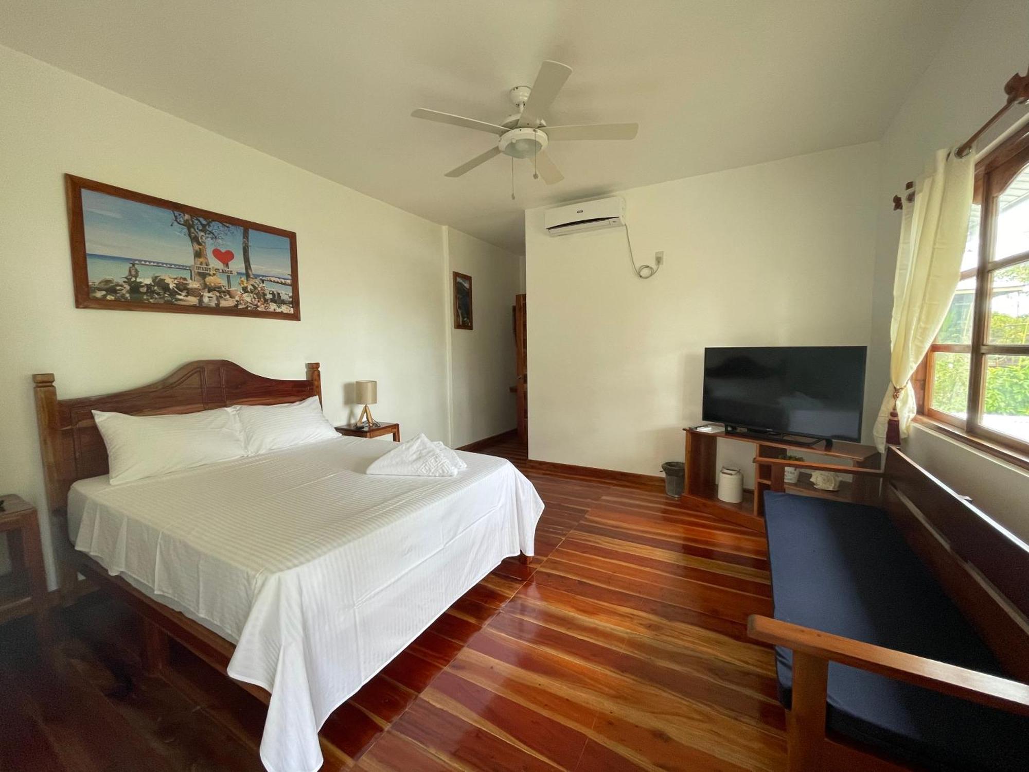 Agoho Resort Mambajao Room photo